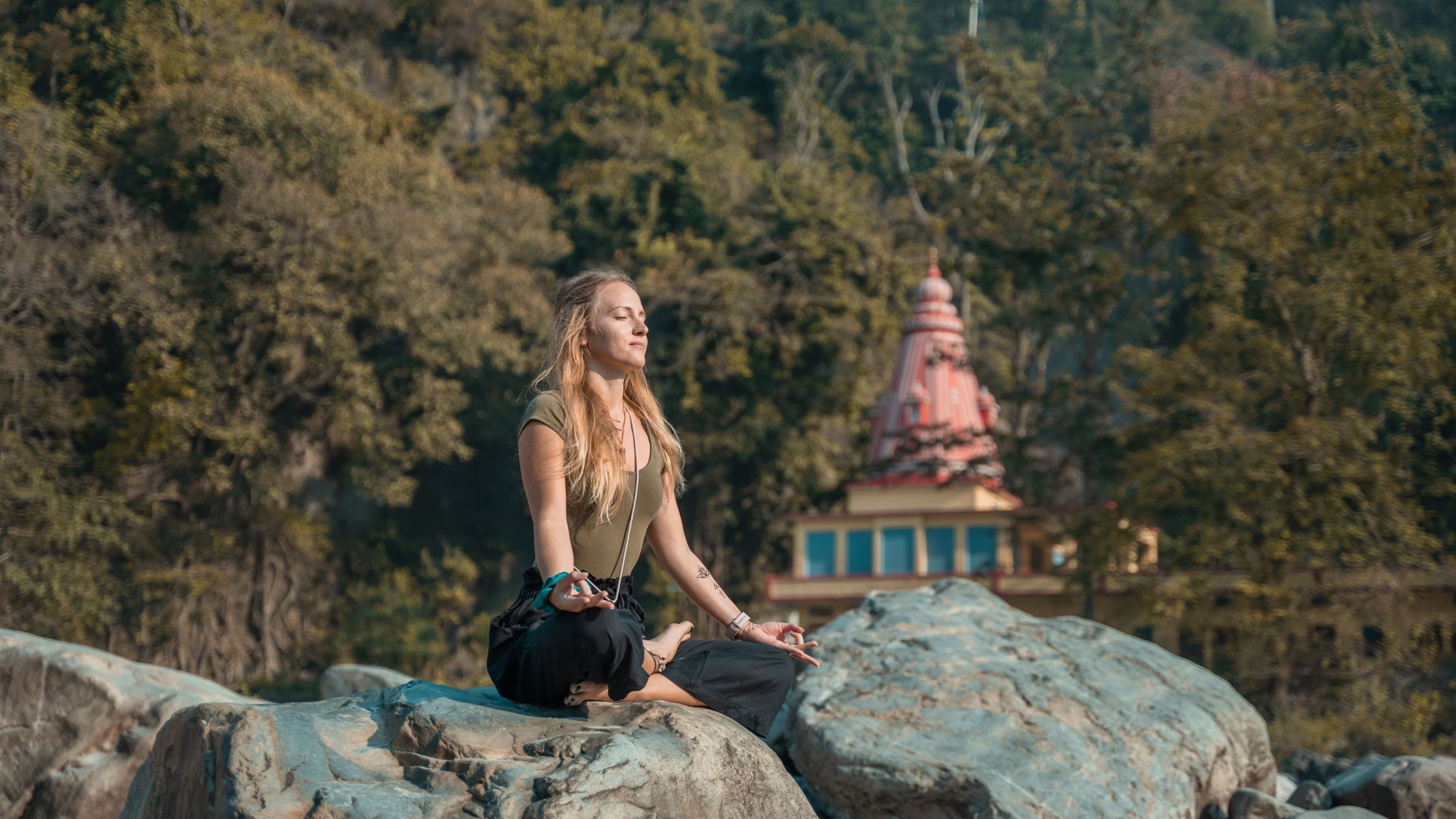 You are currently viewing 2-Day Rishikesh Itinerary: Adventure & Spiritual Vibes